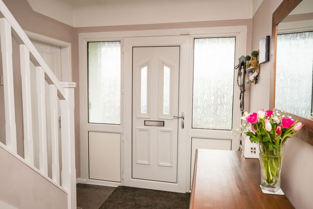 19, Inglegreen, Heswall photo 2