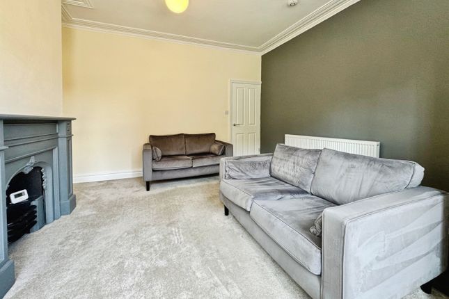 Bentley Grove, Leeds photo 2