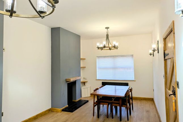 12 Swiss Valley, Llanelli photo 5