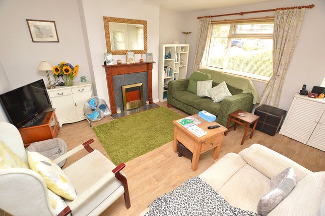 32 Killigrew Avenue, Saltash Cornwall, Cornwall photo 2