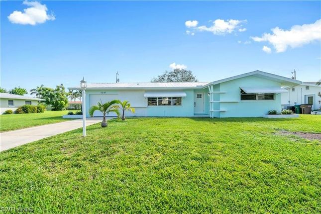 Thumbnail Property for sale in 5207 Rutland Court, Cape Coral, Florida, United States Of America