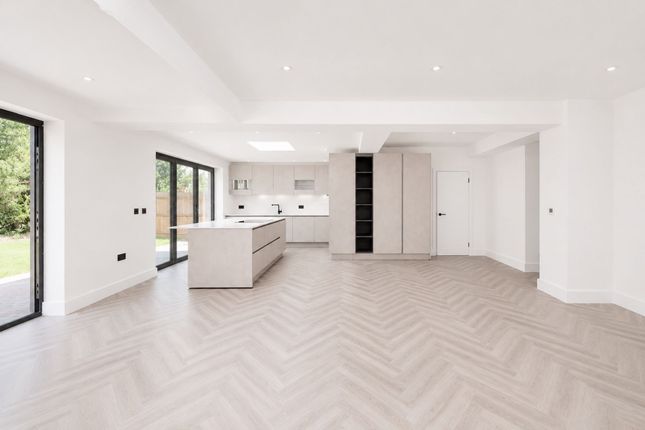 50, Woodcroft Avenue, London photo 4