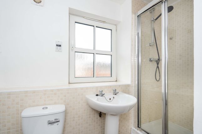 17, Tollbraes Road, Bathgate photo 4