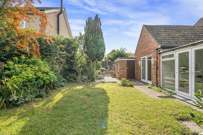 6, Moulton Road, Cheveley photo 4