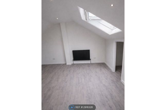1-bed house on Queens Road, Croydon, £800/mo