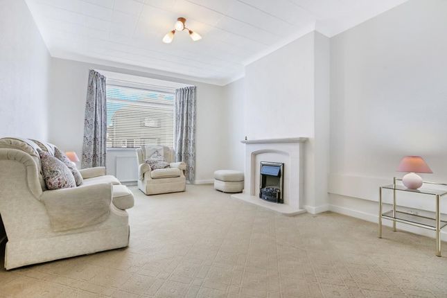 20, Ladyhill Drive, Garrowhill photo 2