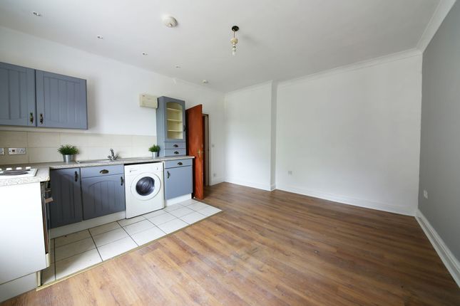 Flat 4, 53 Derby Road, Widnes photo 2