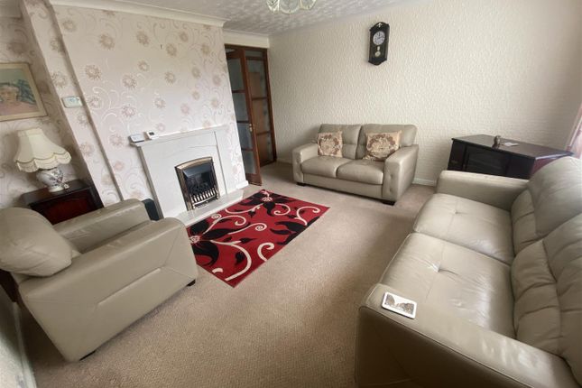 21, Ridsdale Close, Whitley Bay photo 2