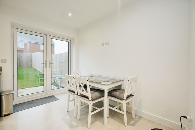 17, Perkins Close, Leicestershire photo 3