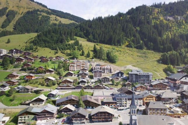 Thumbnail Apartment for sale in Châtel, Haute-Savoie, France - 74390