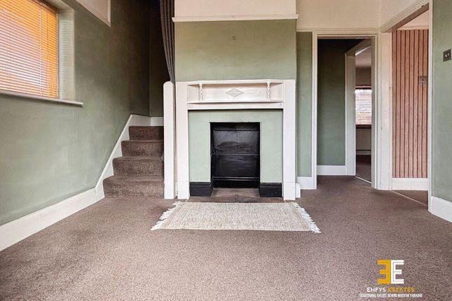 7, Gogarth Avenue, Penmaenmawr photo 4