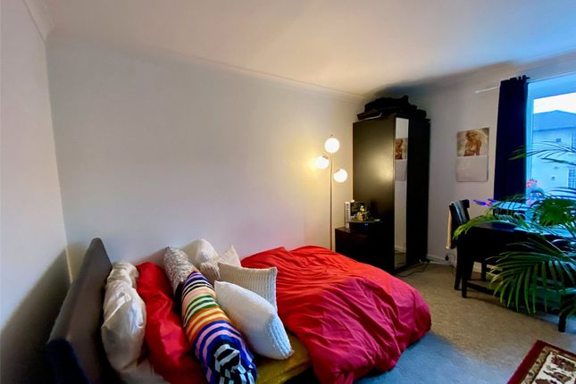Flat 5,, Plimsoll House, Redland photo 4