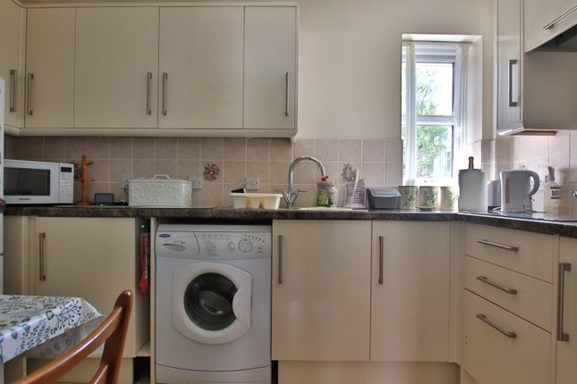33, Shephard Mead, Tewkesbury photo 4