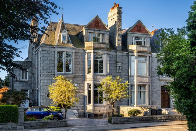 Thumbnail Flat for sale in King's Gate, Aberdeen