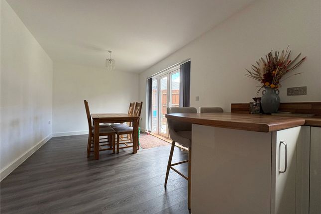 31, Abbotsbury Drive, Northamptonshire photo 4