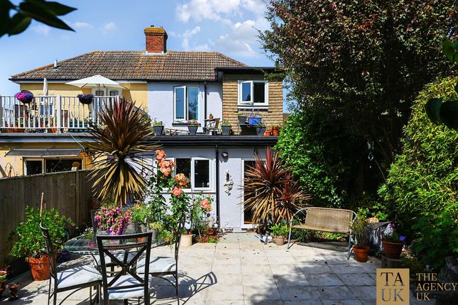26, Wrestwood  Road, Bexhill-on-Sea photo 4