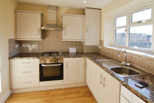 Flat 5, Simran House, Ilbury Close, Shinfield photo 5