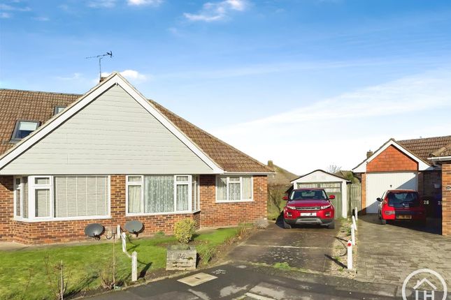 1-bed other on 28, Woodside Gardens, Sittingbourne, £300,000