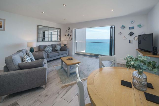 22, Royal Cliff Apartment, Second Floor, Sandown photo 2