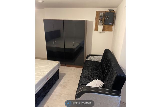 Flat to rent in Chorley Old Road, Bolton