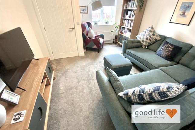 32, Beldon Close, Seaham photo 4