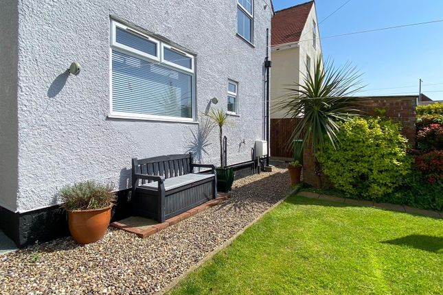 Flat for sale in Marine Parade, Gorleston, Great Yarmouth