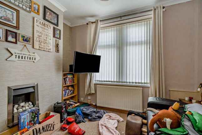 73, Shakespeare Street, Burnley photo 5