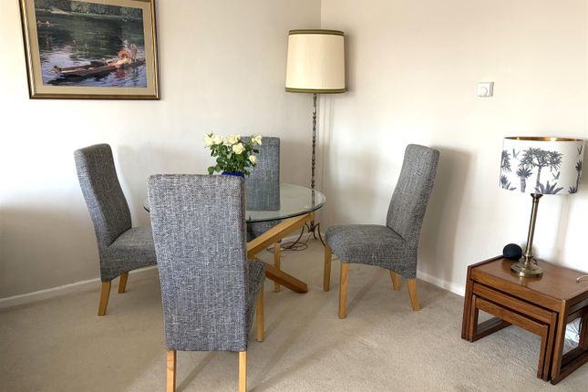 10 Wordsworth Court, Belle Vue Road, Swanage photo 3