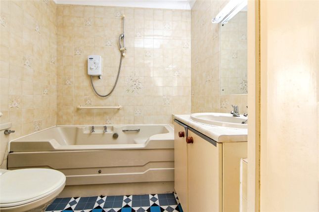 34, Strand Court (Grange-Over-Sands), Grange-over-Sands photo 4