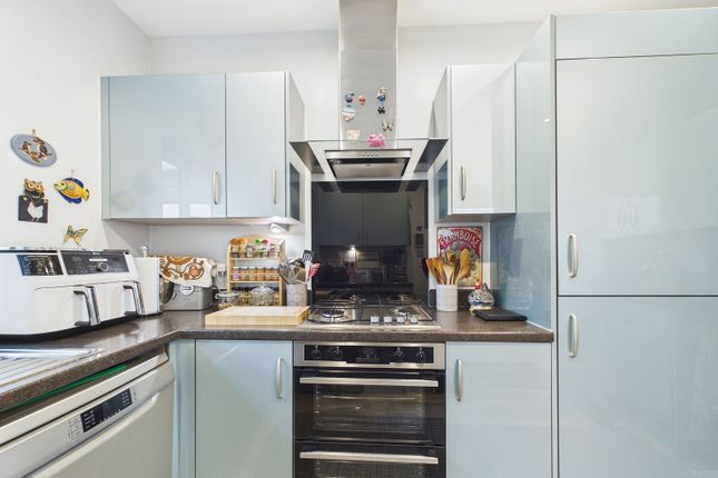 17, Foxglove Way, Paignton photo 3