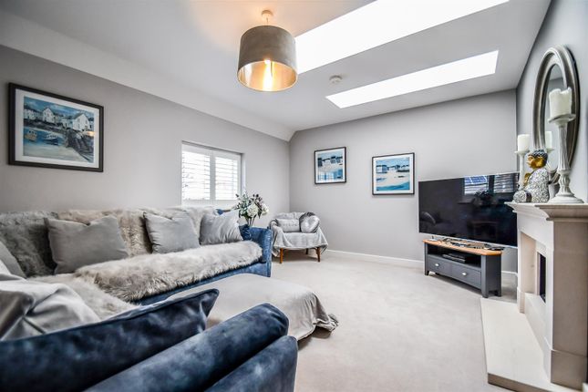 Flat for sale in Bell Sands, Leigh-On-Sea