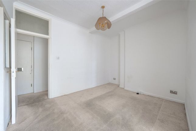 108, Abbey House, St John's Wood photo 3