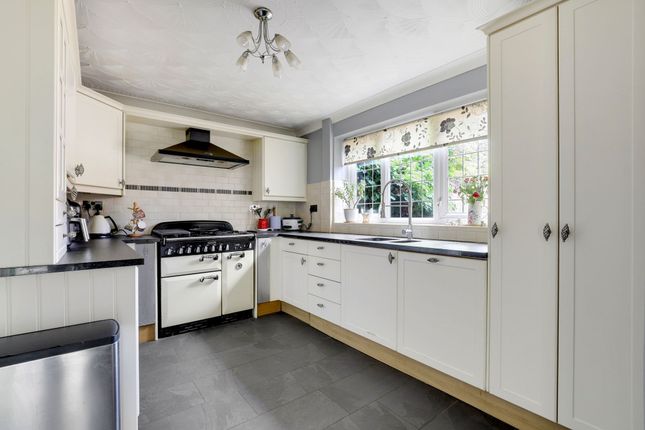 8 Sedley Avenue, Nottingham photo 4