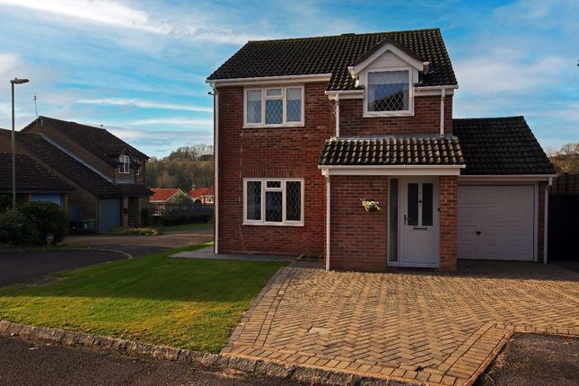 Thumbnail Detached house for sale in Ennerdale Close, Clanfield, Waterlooville