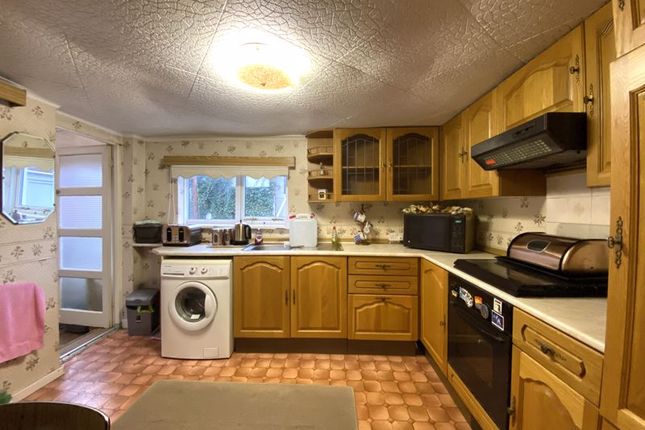 144, Waltwood Road, Newport photo 3