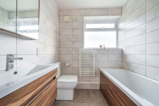 Maisonette for sale in Cheviot Close, Enfield