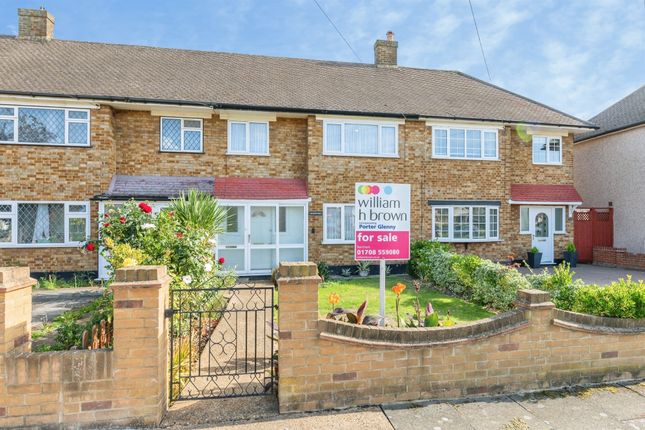 3-bed terraced on 88, Nelson Road, Rainham, £370,000