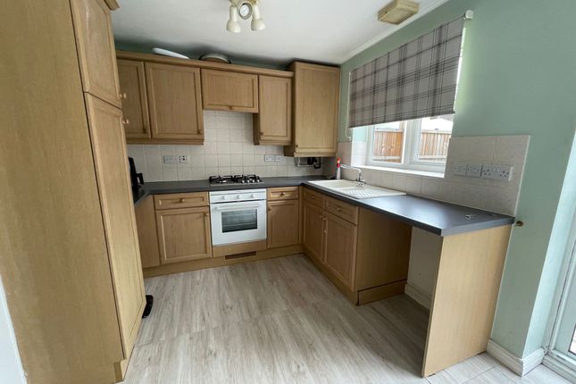 31, Meadow Brook Close, Derby photo 2