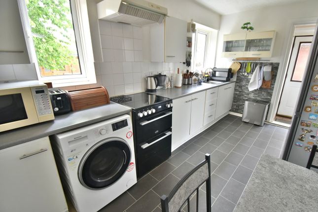 154, South Kinson Drive, Bournemouth photo 2