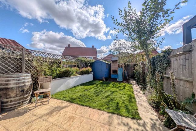 11, St Andrews Close, Alresford photo 2