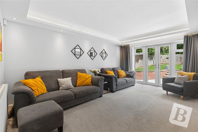 14, Bansons Mews, Ongar photo 4