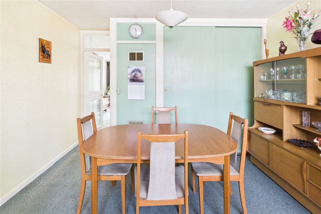 79, Blenheim Gardens, London photo 4