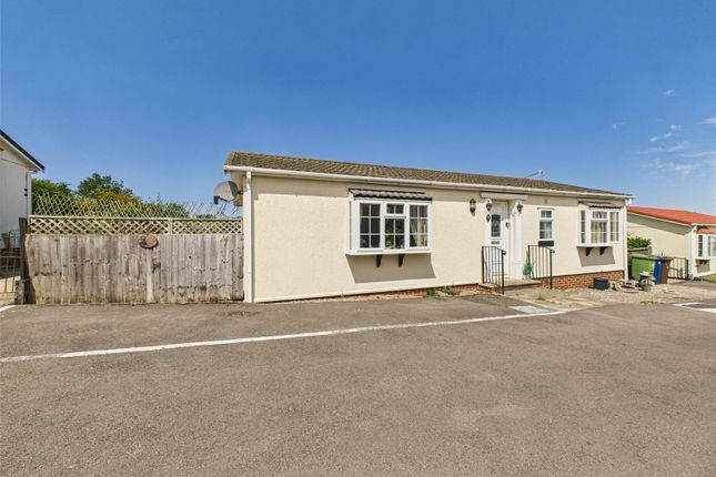 2-bed caravan on 20 Valley Park,, Bamfurlong Lane, Gloucestershire, £145,000
