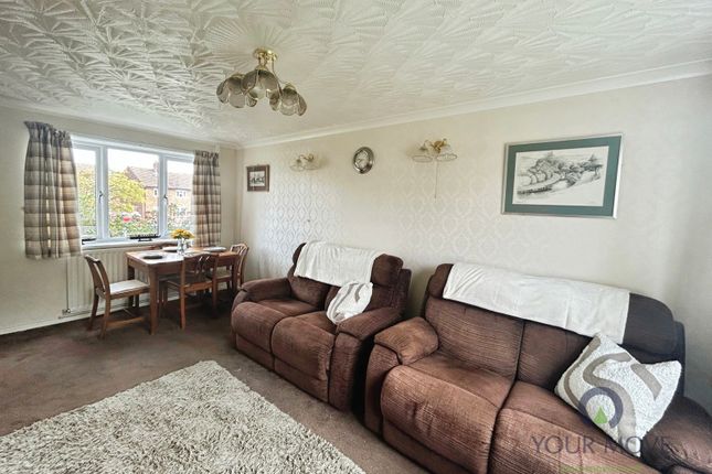 72, Salisbury Drive, Swadlincote photo 4