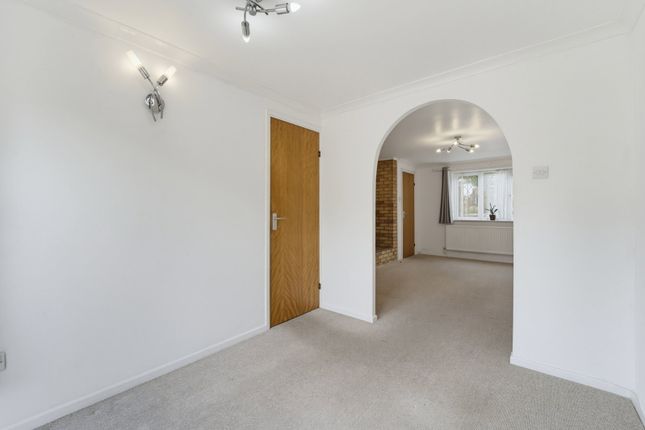 12, Tippits Mead, Bracknell photo 4