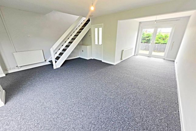 11, Holywell Road, Pontypridd photo 2