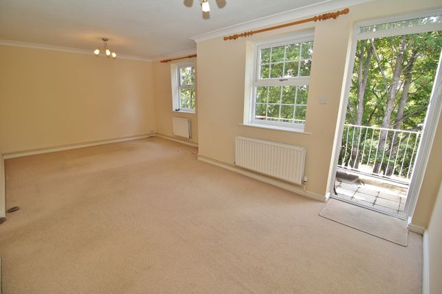 Flat 21, Manor Court, 11, Brockhampton Road, Havant photo 3
