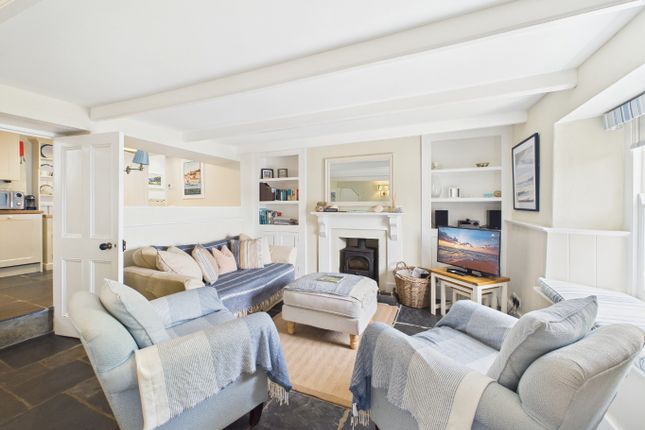 Little Mariners, 12 Chapel Terrace, Truro photo 2