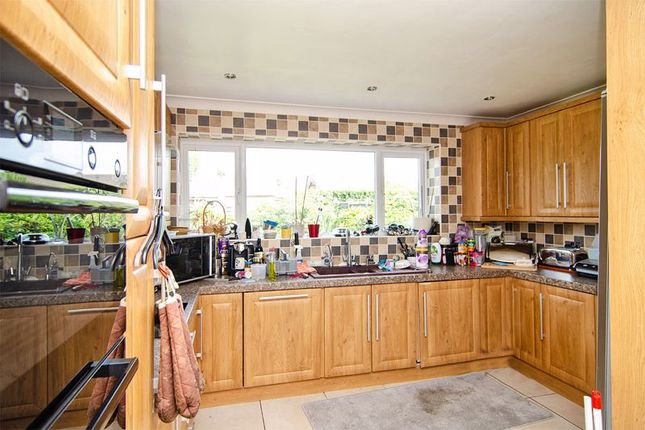 59, Warren Road, Burntwood photo 4