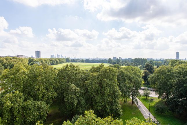 Thumbnail Property for sale in Connaught Place, Hyde Park, London W2.